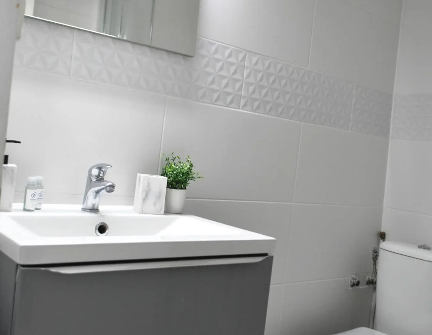 Apartment Appartements Confidence Hyper Centre Calme - Sejouraixlesbains Aix-les-Bains France